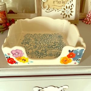 Pioneer woman napkin holder